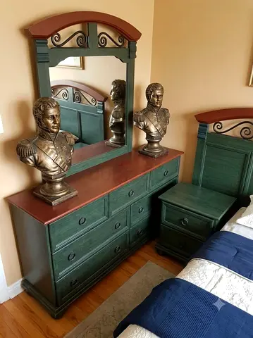 Solid Wood Green Bedroom Dresser with Mirror and Nightstand - Set of 3