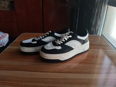 Zara Black  White Platform Sneakers - Size 38 EUR