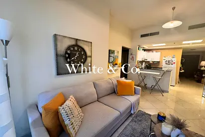 VOT | Low Floor | Balcony | Lake Views