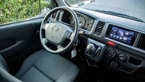 2026 Toyota HIACE 缩略图 12