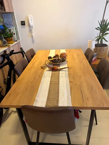 6 seater dining table