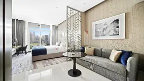 Fully furnished| Prime location| Stunning view