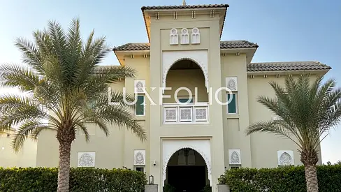 Standalone Villa | Corner Unit | Well Maintained