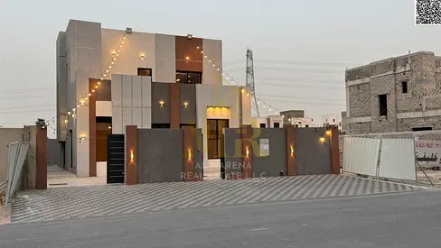 A villa on the main street, ready to move in, with a special discount for cash payments, in one of the most prestigious areas of Ajman. Freehold owner