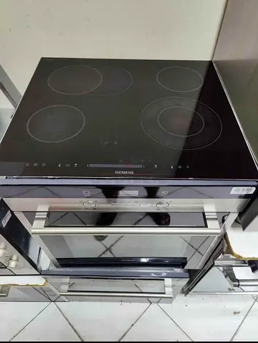 Siemens iQ700 Latest Model Built-in Electric Oven  Cooktop Set – Premium German Engineering