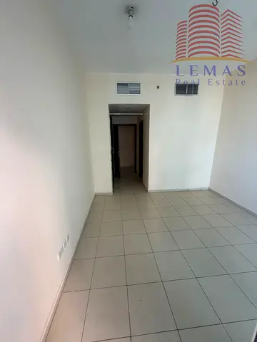 Distress deal 2bhk for sale 550k now 530k Limited time offer