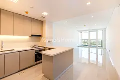 2BED + MAID | STABLES VIEW | CLOSE TO OP