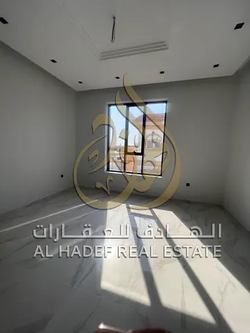 Modern Villa for Rent in Al Tarfa Sharjah Brand New Second Tenant 5000 Sq Ft with 5 Master Bedrooms Majlis 2 Living Rooms Maid Room Private Garden Yar