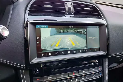 صورة مصغرة 14 لـ 2018 Jaguar F-PACE