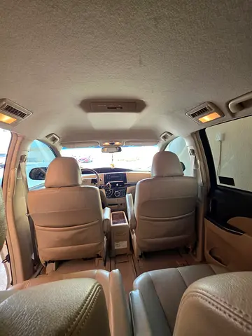 صورة 11 لـ 2018 Toyota PREVIA