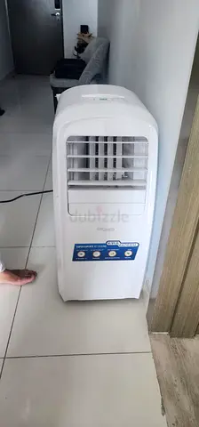 Portable evaporative air cooler - compact unit, good working condition
