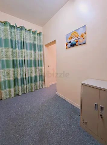 PREMIUM BED SPACE AVAILABLE FOR INDIAN EXECUTIVE MALES