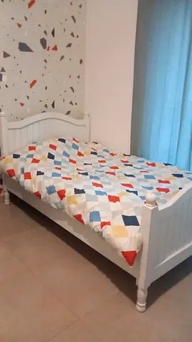 Single Twin white wooden bed frame with slatted headboard (good condition) AED 650
