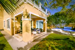 Fully Furnished | Great Location | Vacant October