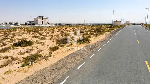 للبيع أرض زاوية سكنية في منطقة المطرق بمساحة 3087 قدم في الشارقة