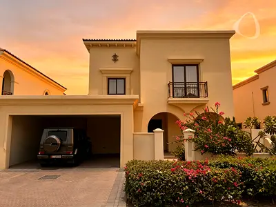 5 bed Villa | LUGO | Vacant