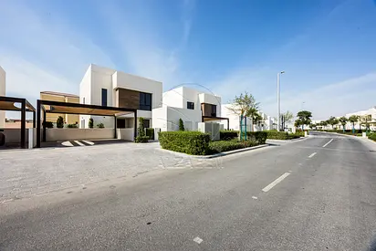 √Prime Location | Move-in Ready | Neat Amenities√