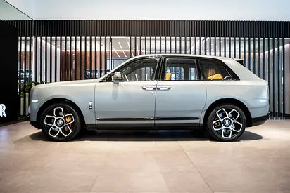صورة 3 لـ 2022 ROLLS-ROYCE CULLINAN