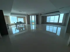 🌊 Experience Luxury Living with Stunning Views of Khalid Lagoon! ✨