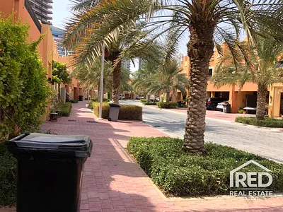 Rare Corner Villa | 5 Bedroom + Maid | Vacant