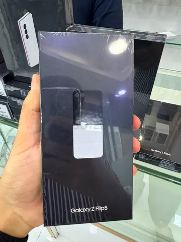 Samsung Galaxy Z Flip 5 256GB New Box Packed