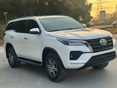2023 Toyota FORTUNER 照片 3