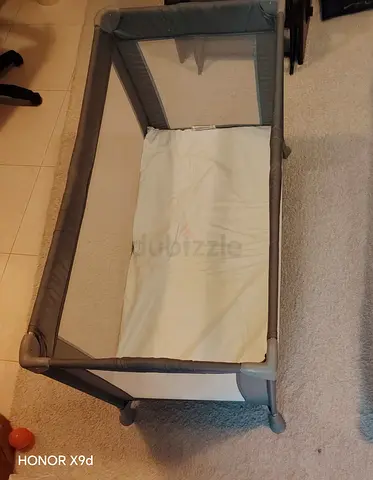 Portable baby travel cot / playard - good condition