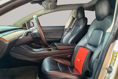 2020 Tesla MODEL 3 — миниатюра 11