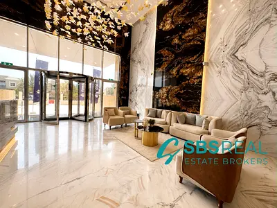 Spacious 2-Bedroom | Pool View | Kitchen Appliances
