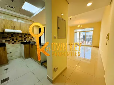 Beautiful 1 Bedroom with 6 Cheques