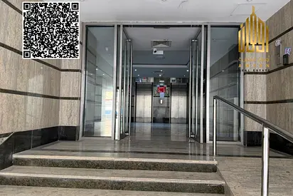 مبنى تجاري للبيع بموقع مميز | جاهز و مؤجر بالكامل