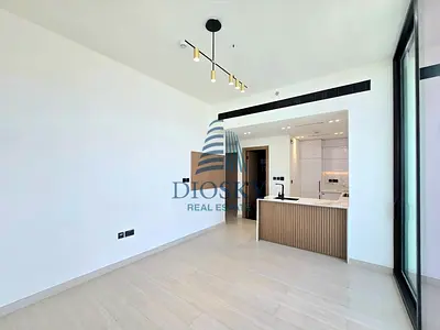 Modern Apartment|Kitchen Appliances|Available Now