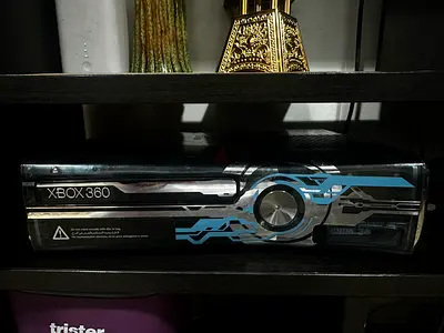 Xbox 360 S Halo 4 Limited Edition
