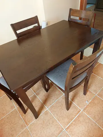 4 seater dinning set