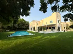 Elegant Upgraded 6BR A1 / With Pool / Landscaped Garden