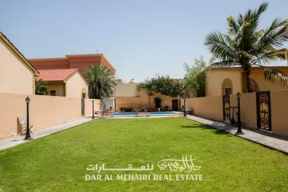 * 3 BR MAIDS ROOM VILLA AVAILABLE FOR FAMILY WITH POOL /GARDEN