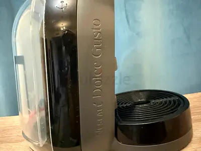 Nescafe Dolce Gusto Coffee Capsule Machine — Good Working Condition