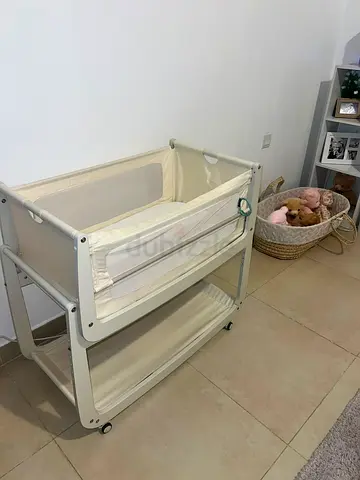 SnuzPod bedside crib