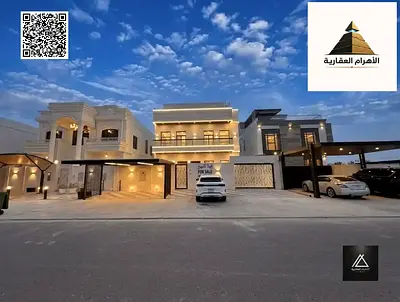 A two-level unit plus a rooftop terrace, featuring 6 master bedrooms and an internal elevator. The