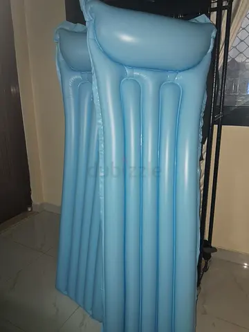 Light blue inflatable pool mattress / air lounger - brand new..never used ...inflated