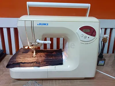Sewing machine juki