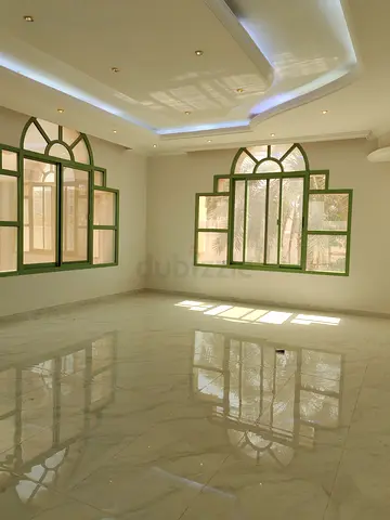 Studio available in mirdif