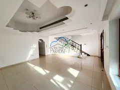 away from fly zone / private entrance / 4 bedroom's villa all master/1bedroom on ground floor/TV