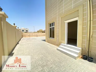 Outstanding Look One Bedroom Hall Like First Tenant Private Entrances With Separate Kitchen Bathtub