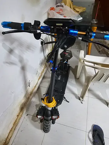 Electric scooter
