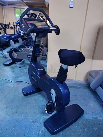 Precor Upright Exercise Bike - Commercial Grade, Good Condition