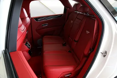 2021 Bentley BENTAYGA — миниатюра 18