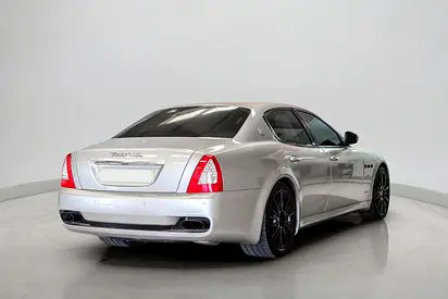 صورة مصغرة 6 لـ 2013 Maserati QUATTROPORTE