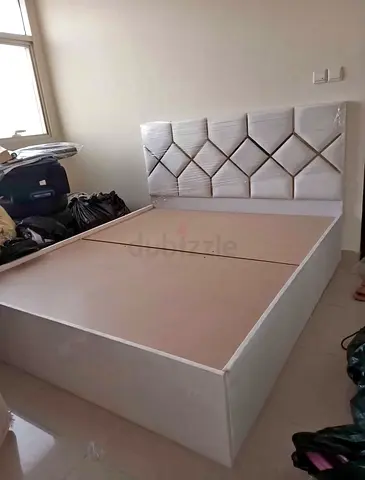Queen size storage bed with upholstered diamond headboard - white