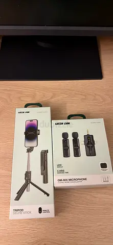 Green lion MagSafe phone tripod and 2 for 1 microphone set